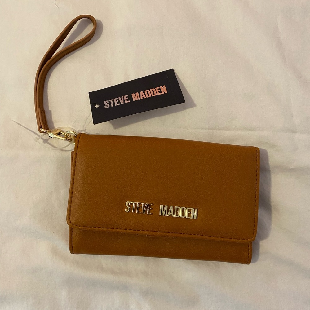Steve Madden Brown Wristlet